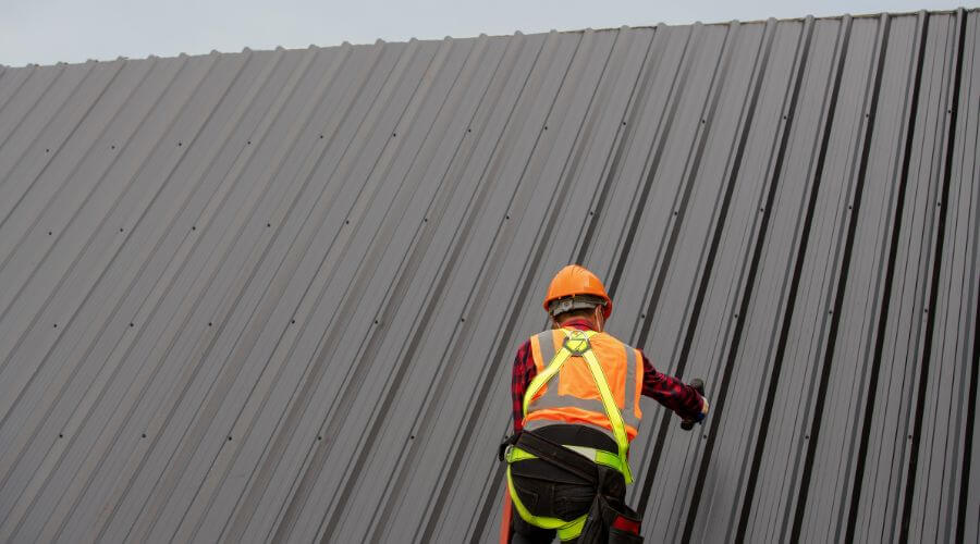 Expert top industrial roofings services in Sharon, KS
